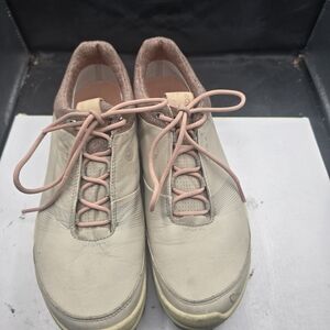 Ecco Women's Beige and Pink Sneakers